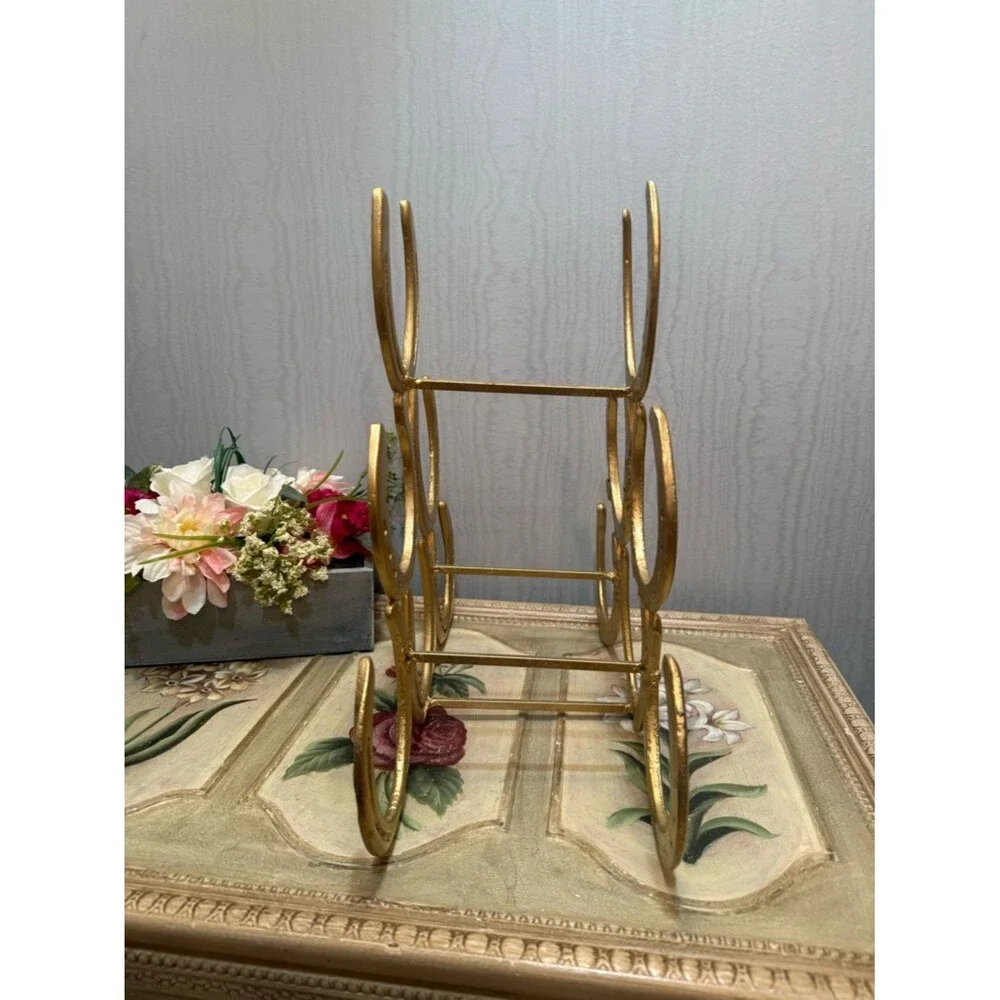 Rare Handmade Genuine Horseshoe Wine Rack Heavy Duty Six Holders Gold Color